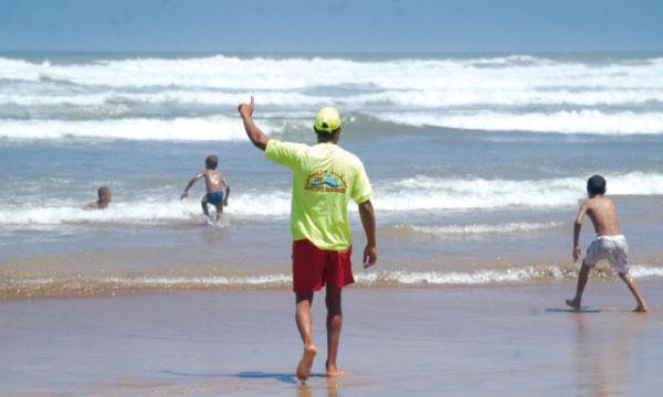 مطلوب 221 سباح منقذ بالشواطئ خلال أشهر الصيف